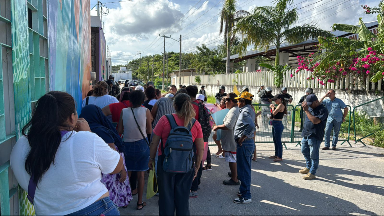 Violencia y extorsión: Familiares de reclusos del Cereso de Cancún continúan las manifestaciones 