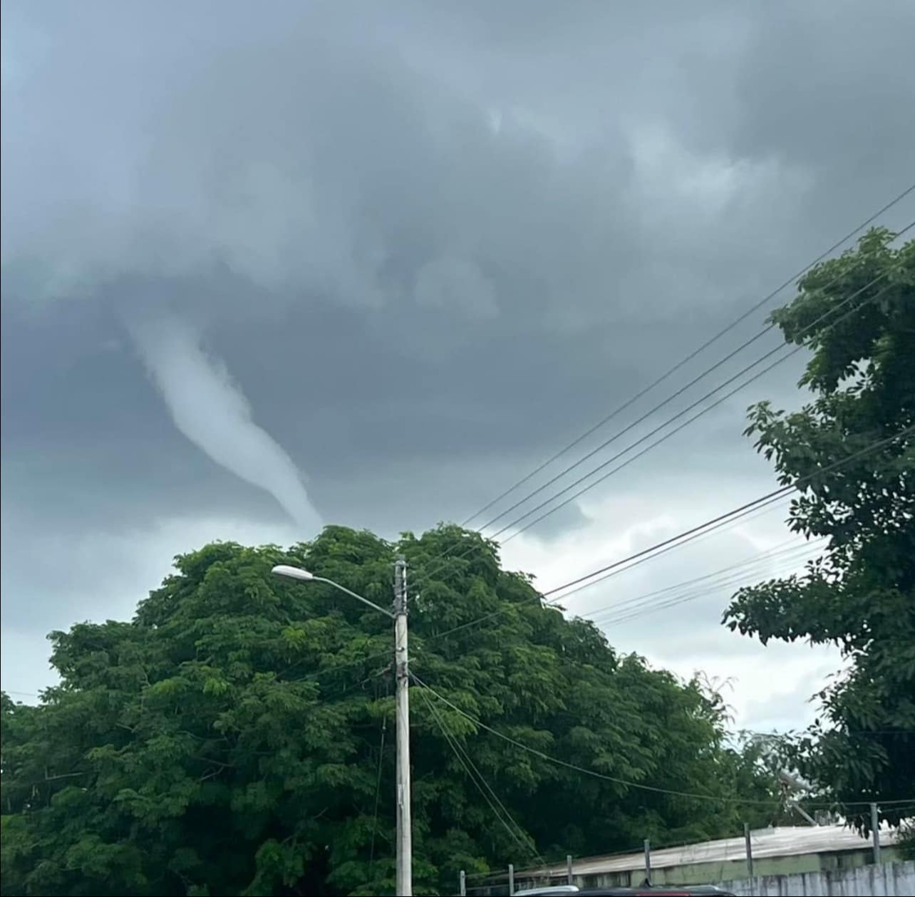 El supuesto torbellino se observó desde varios puntos de Mérida