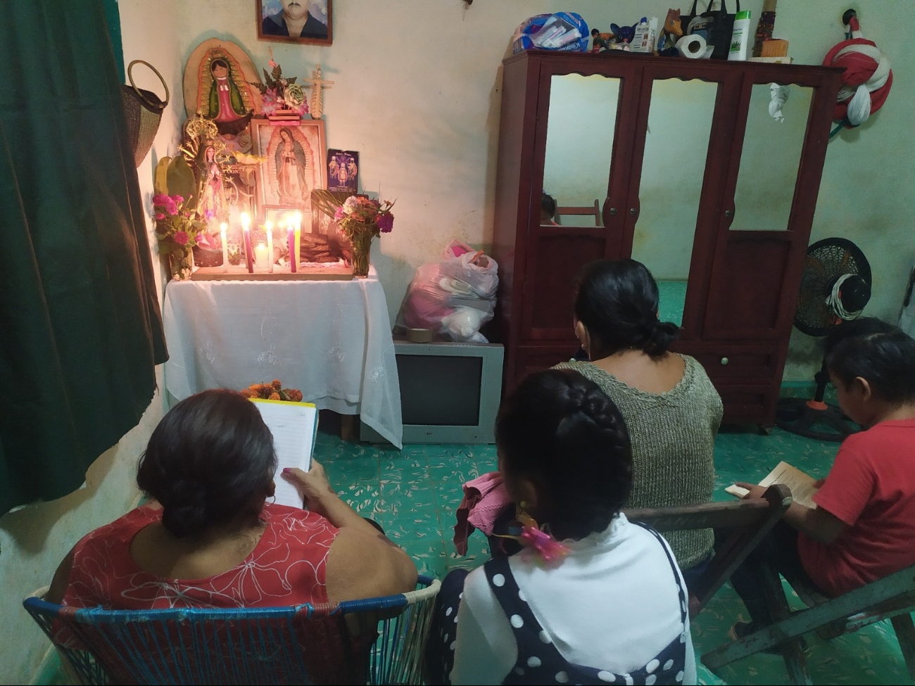 En los hogares se esmeran en cumplir una tradición llena de espiritualidad y memoria.