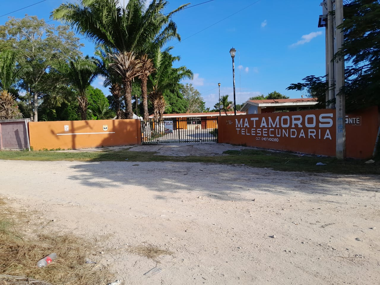 En Campeche exigen más seguridad en escuelas, tras intento de secuestro en una secundaria de Escárcega