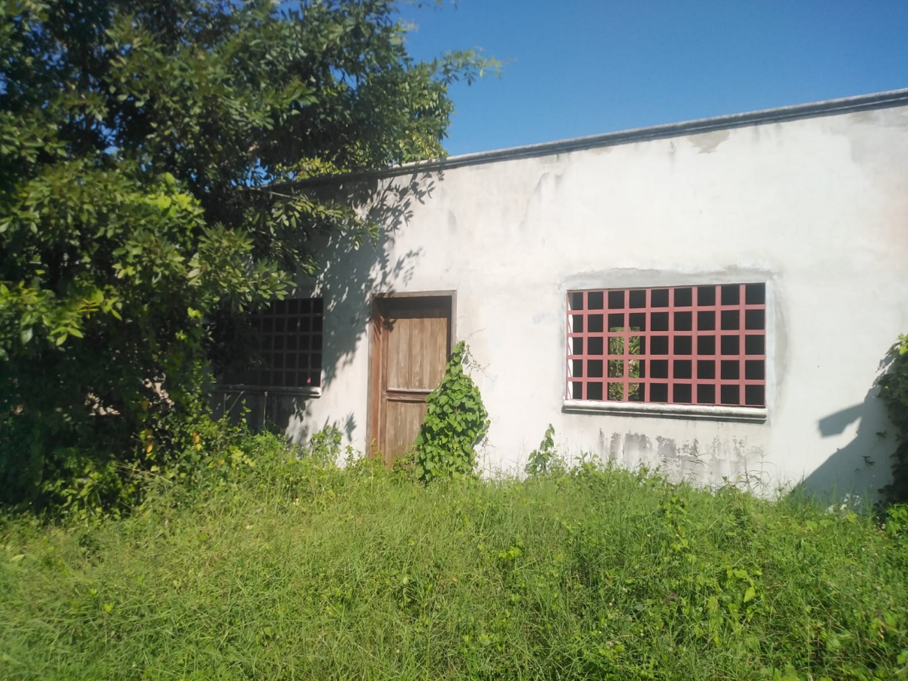 Pobladores de Sabancuy piden atender casas abandonadas