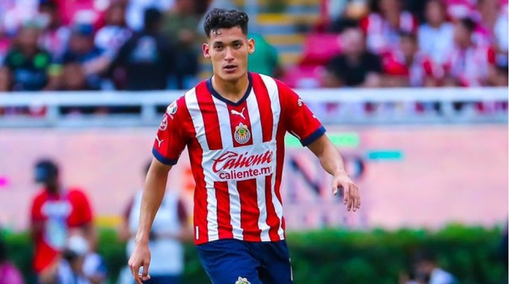 Chiquete reportó con Chivas