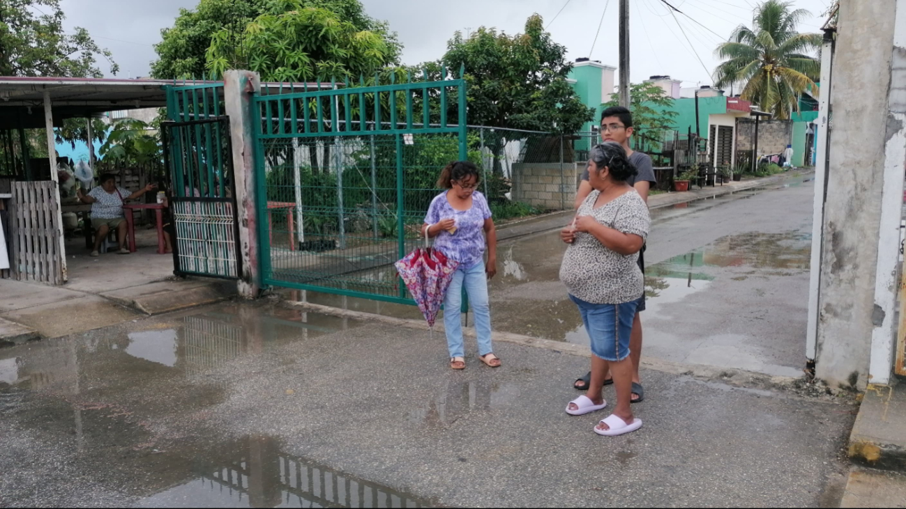 Las familias afirman que los recibos del agua llegan de forma puntual pese a no contar con servicio