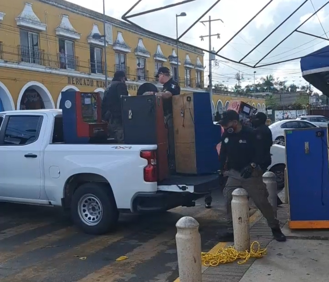 Federales realizan operativo cerca del mercado municipal con apoyo del Ejército y Guardia Nacional