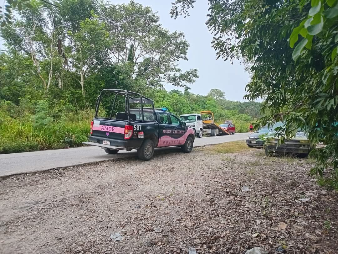 Estudiante del CBTA termina en el hospital al accidentarse en su moto en Calakmul