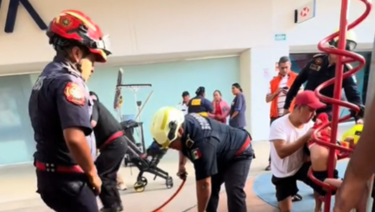 Bomberos intervinieron para rescatar al menor sin resultar lesionado