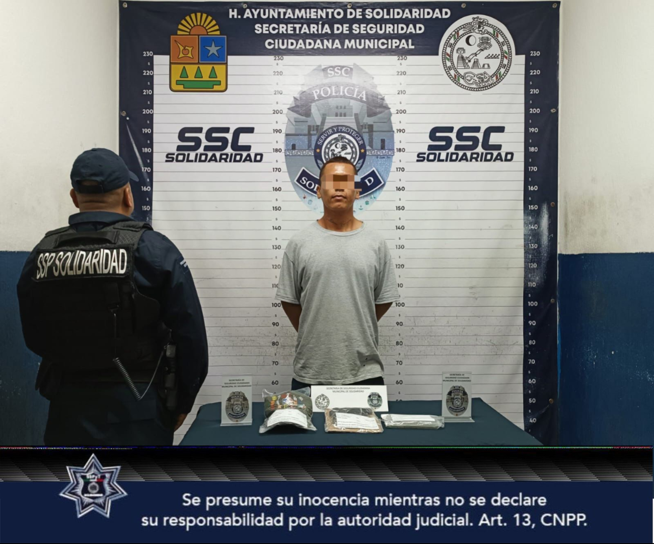 Hombre que asaltaba con un arma de juguete es detenido en Playa del Carmen.