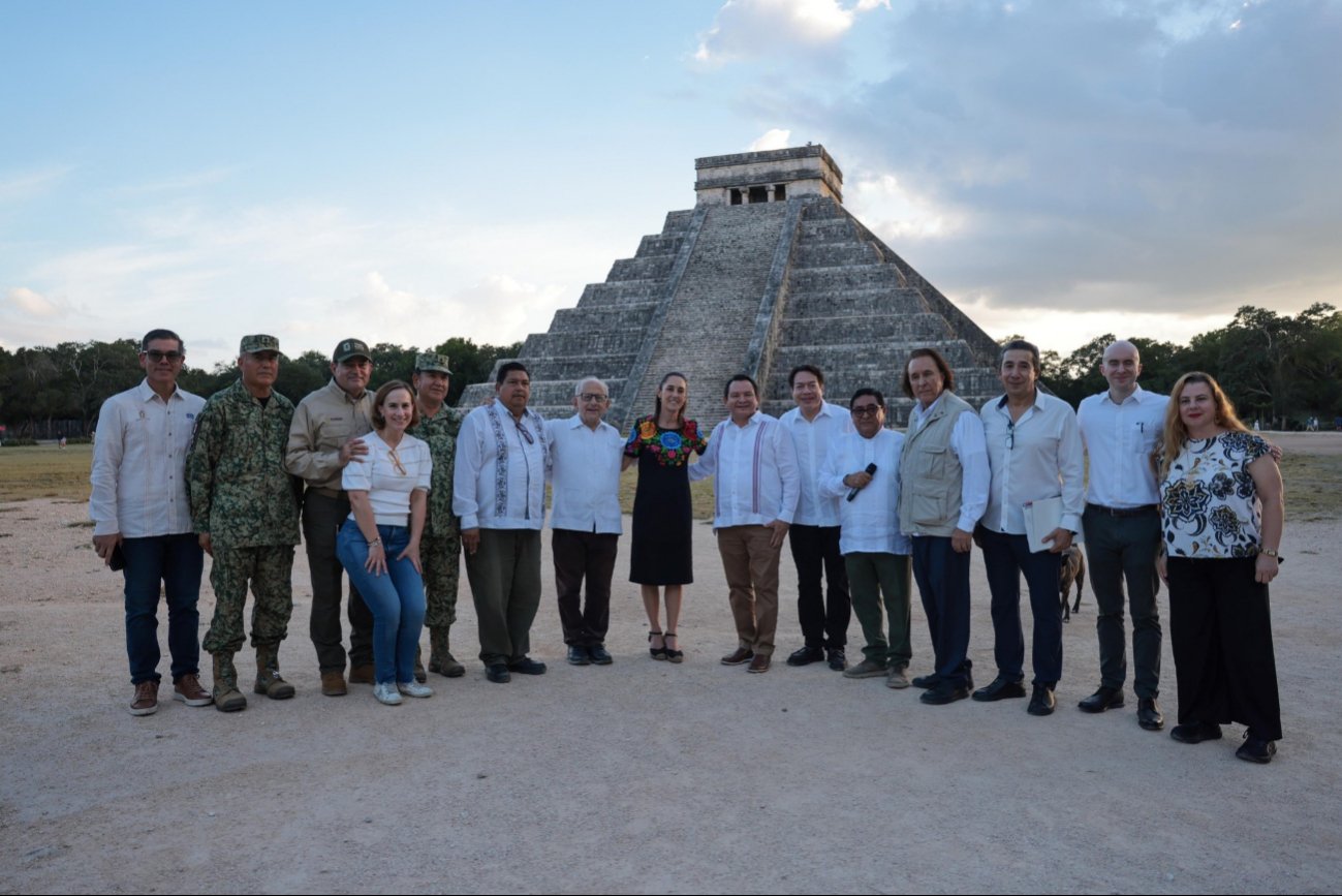 La dirigente de la República estuvo ayer en su última gira del año por el estado; además de acudir a la ciudad maya de los itzaes, visitó Valladolid