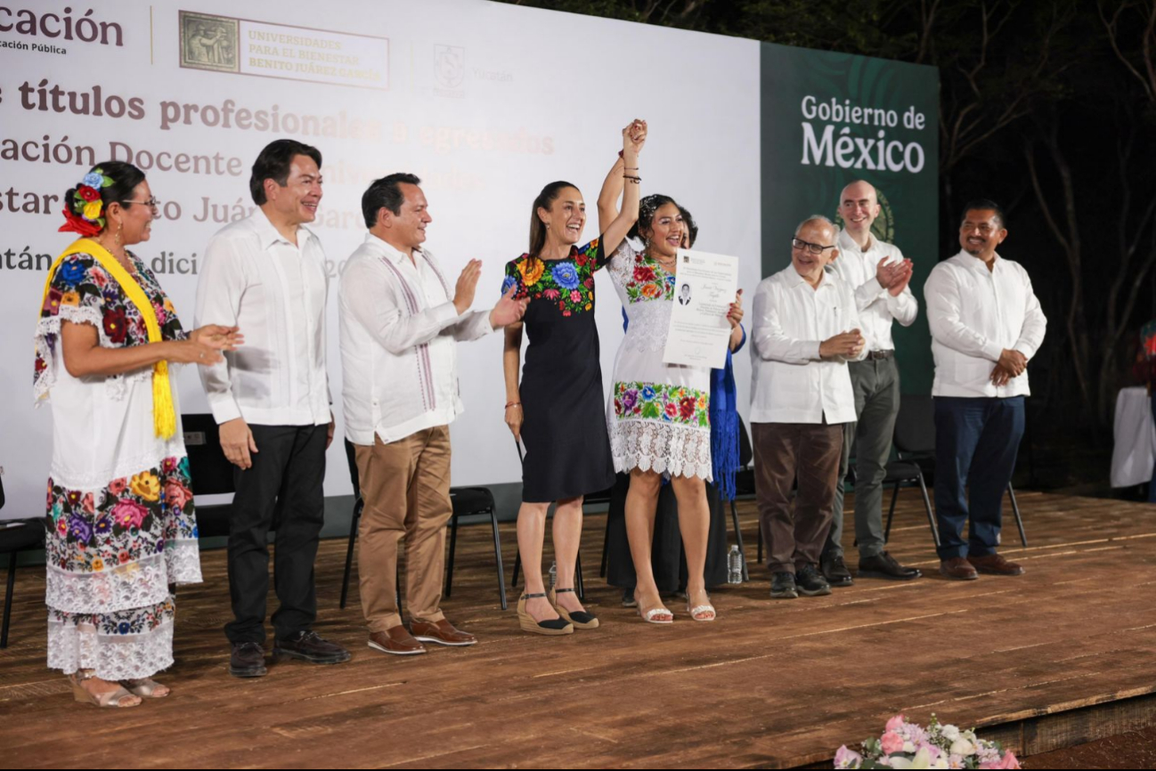 Los recién graduados podrán participar en el proceso para acceder a una plaza en el Sistema Educativo Nacional a través de la Usicamm.