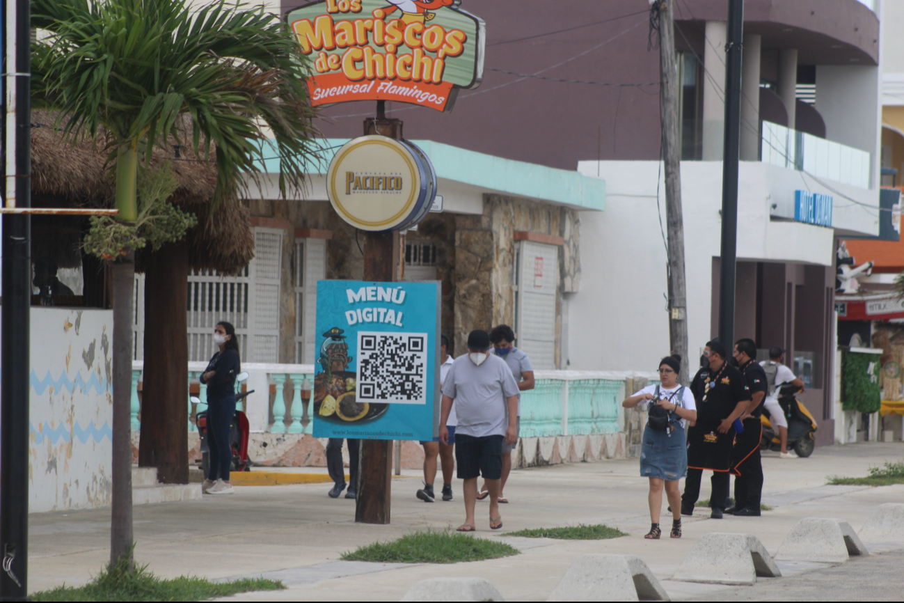 Frentes fríos ahuyentan a visitantes en playas de Yucatán