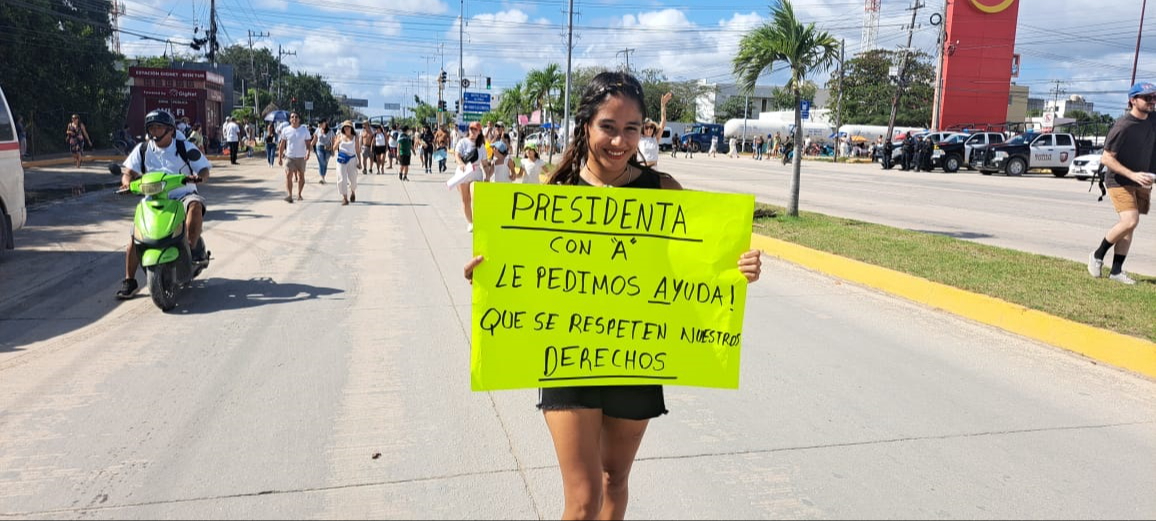 En los reclamos pedían la intervención de la presidenta Claudia Sheinbaum Pardo