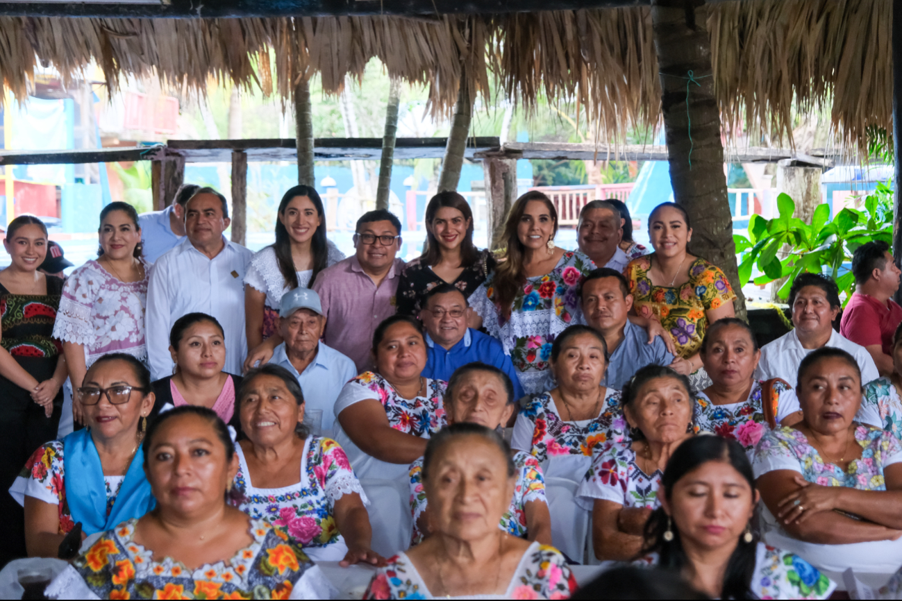 El gobierno actual planea enaltecer mediante diversos proyectos a las comunidades mayas.