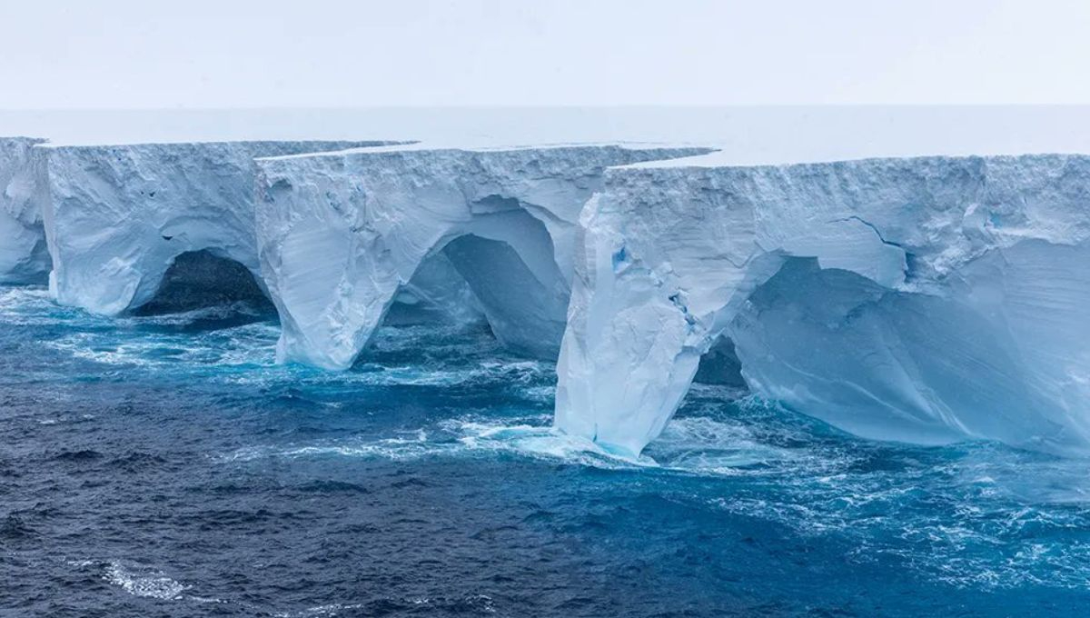 El iceberg A23a ahora se encuentra a la deriva en el océano Austral