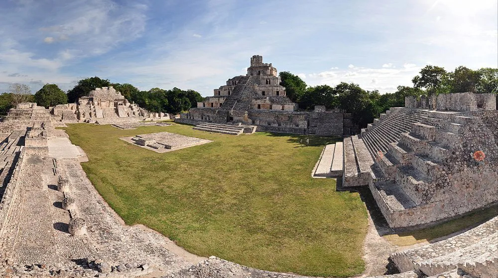 Explora Edzná con el Tren Maya