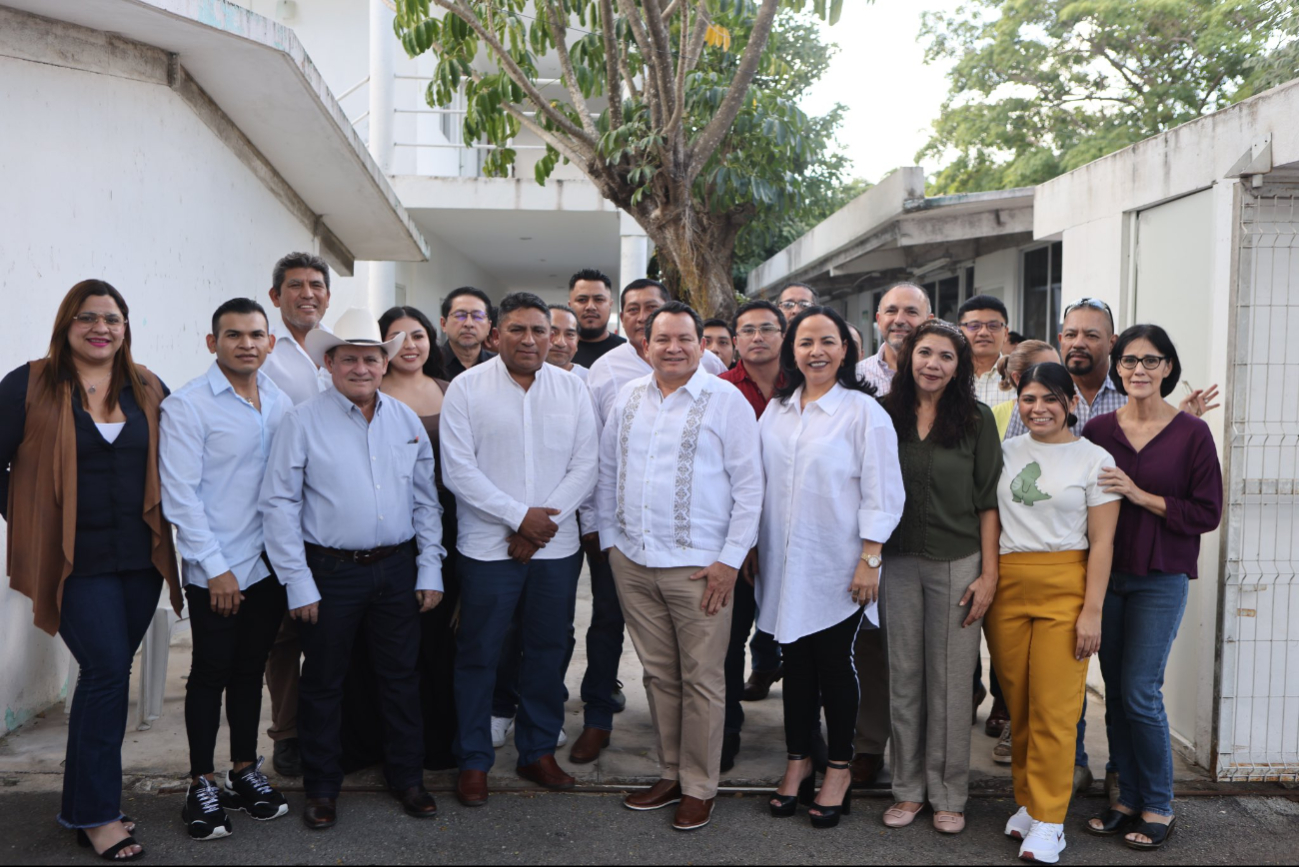 Gobernador Joaquín Díaz Mena presenció las labores de la Secretaría de Pesca y Acuacultura Sustentable de Yucatán.