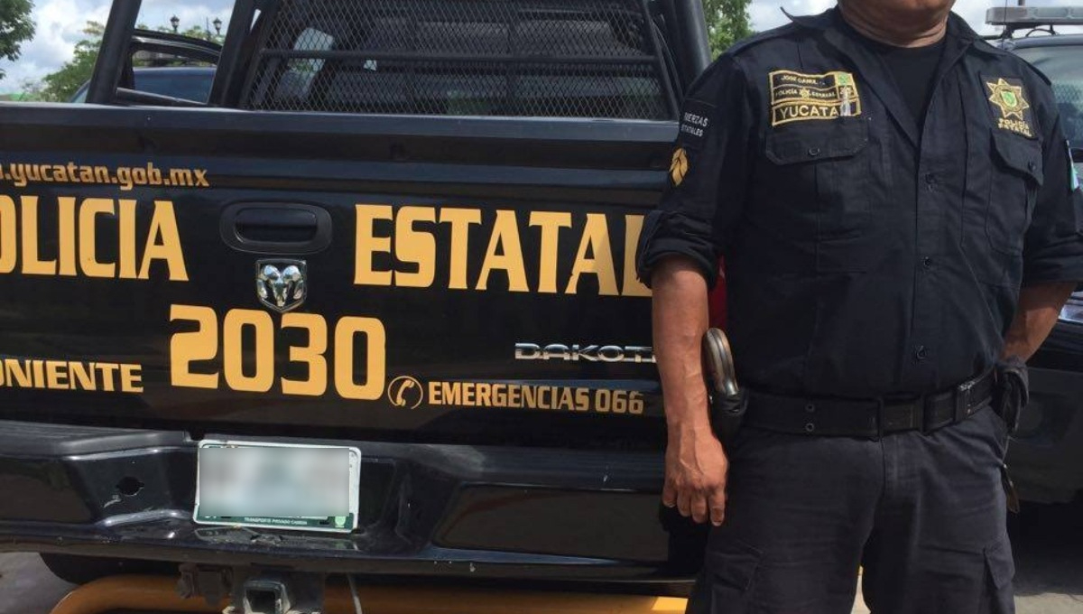 Hombre intenta acuchillar a un policía tras hallarle drogas en Mérida