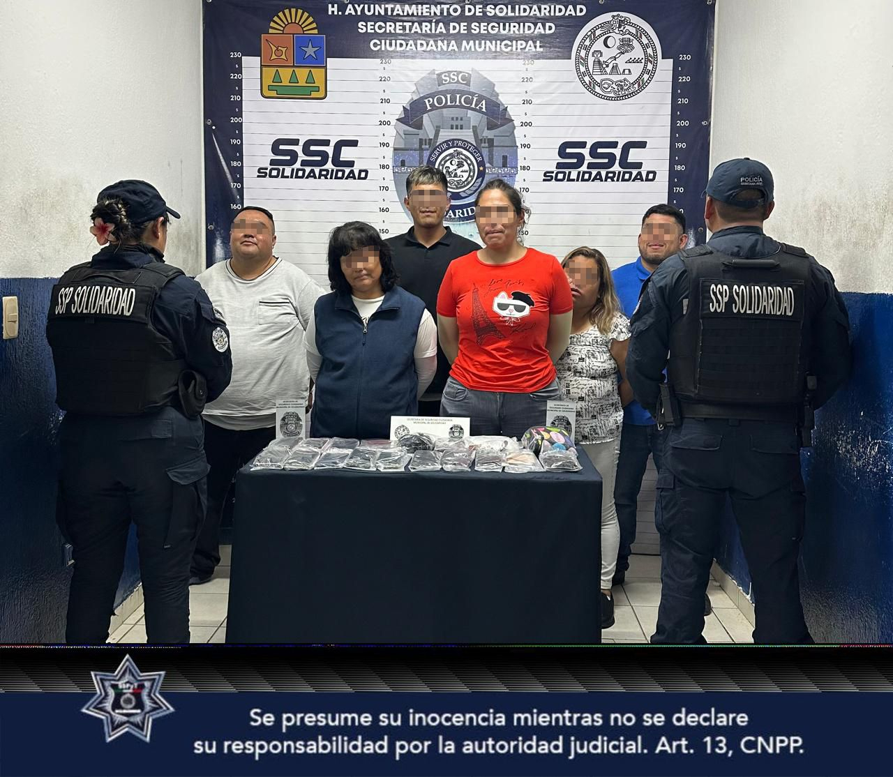 La víctima del robo identificó los objetos robados por el grupo, por lo que fueron detenidos