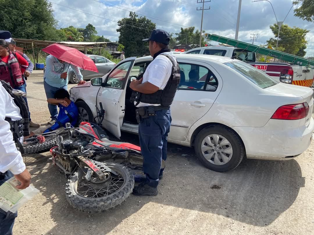 Motociclista es atropellado en Escárcega por intentar evadir filtro policial