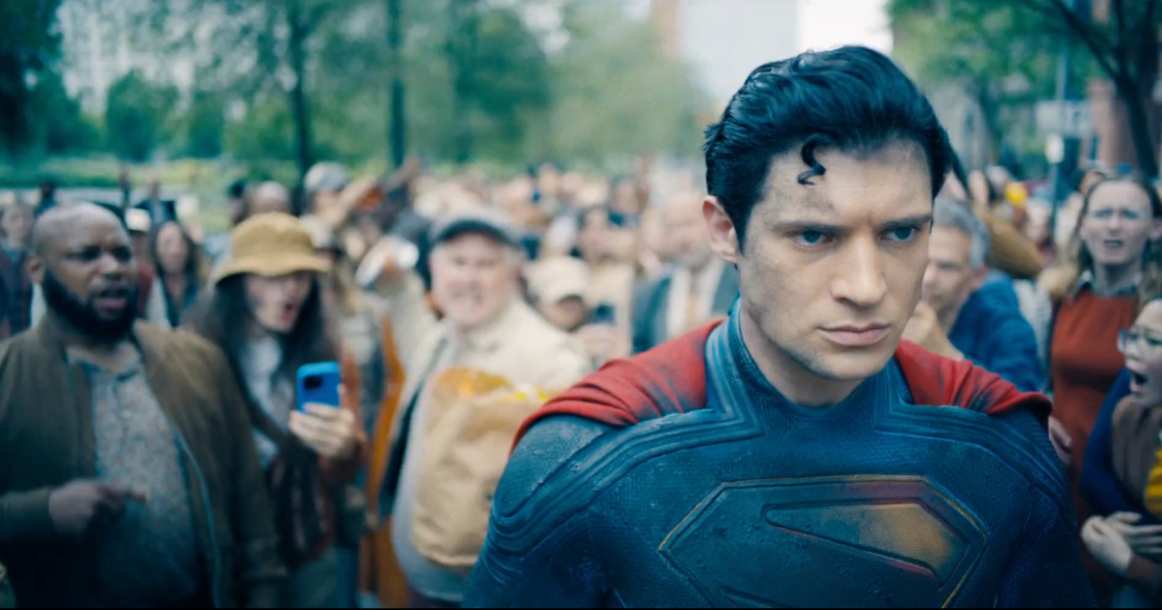 Primer tráiler de Superman muestra el nuevo reinicio de DC en el cine.