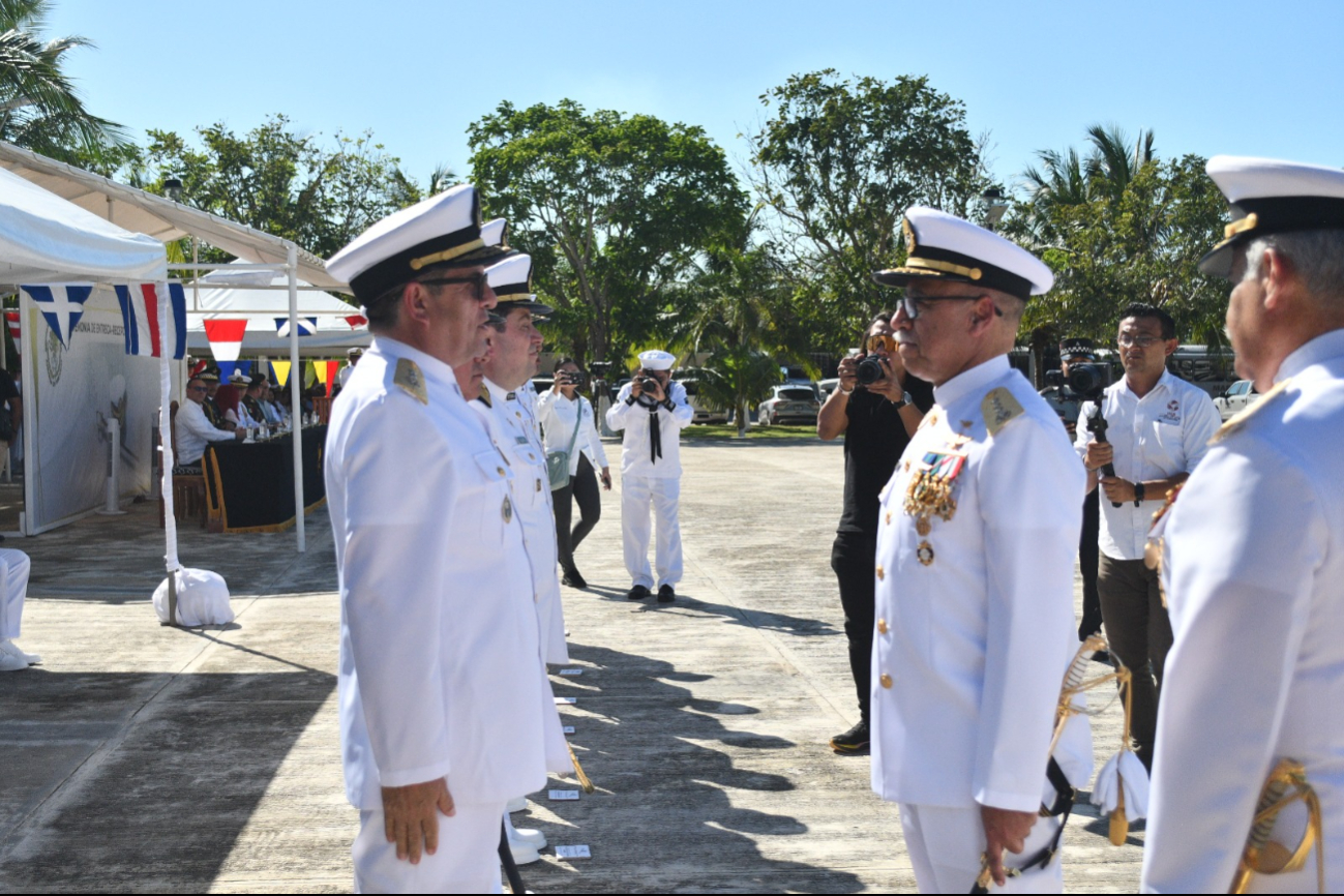 Guadalupe Juan José Bernal Méndez asumió como Comandante de la Séptima Zona Naval, sustituyendo a Gilberto Carballo Ávila