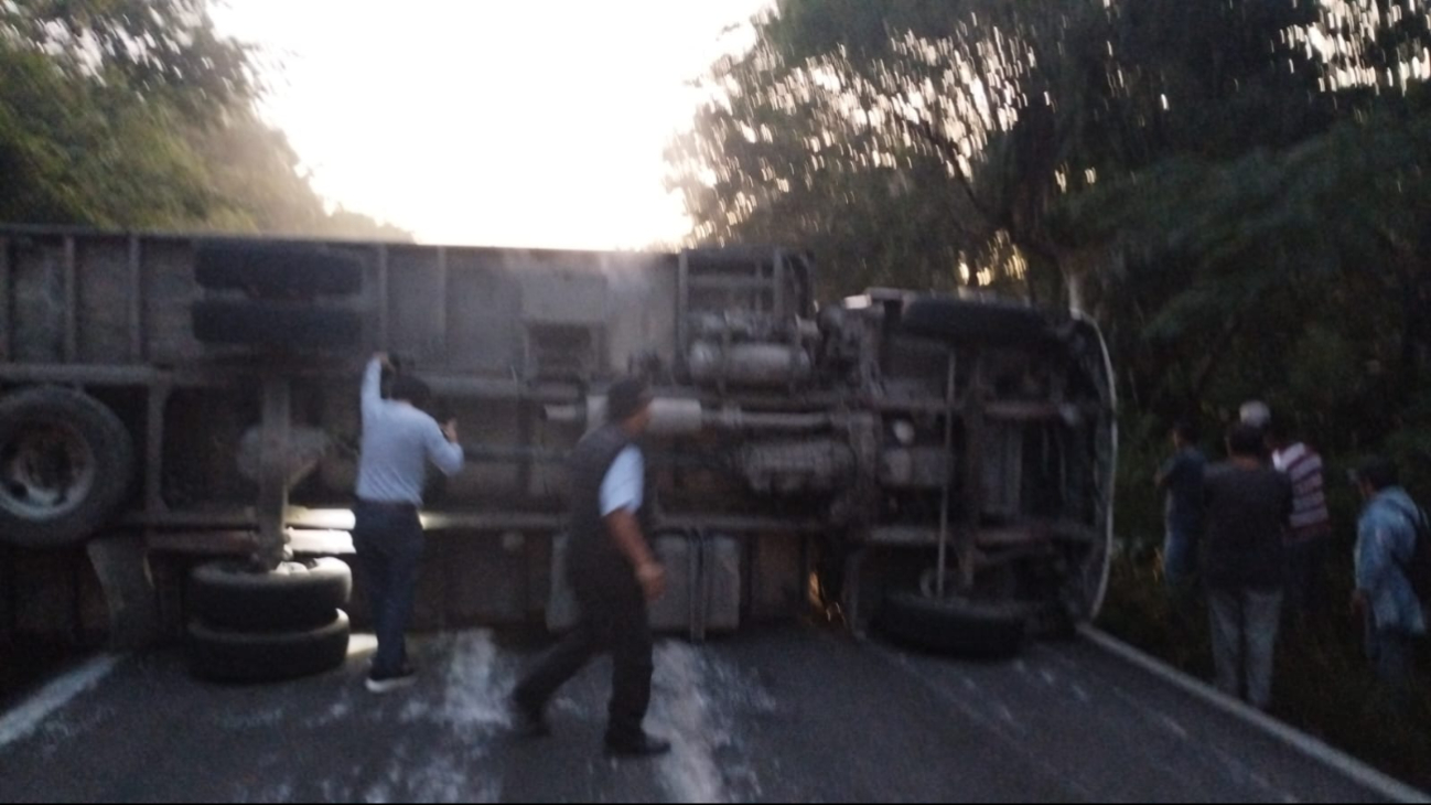 Habitantes de la zona han exigido a las autoridades solucionar el problema debido a los múltiples accidentes