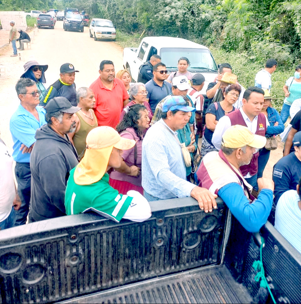 El bloqueo ha suspendido la recolección de cerca de 700 toneladas de basura