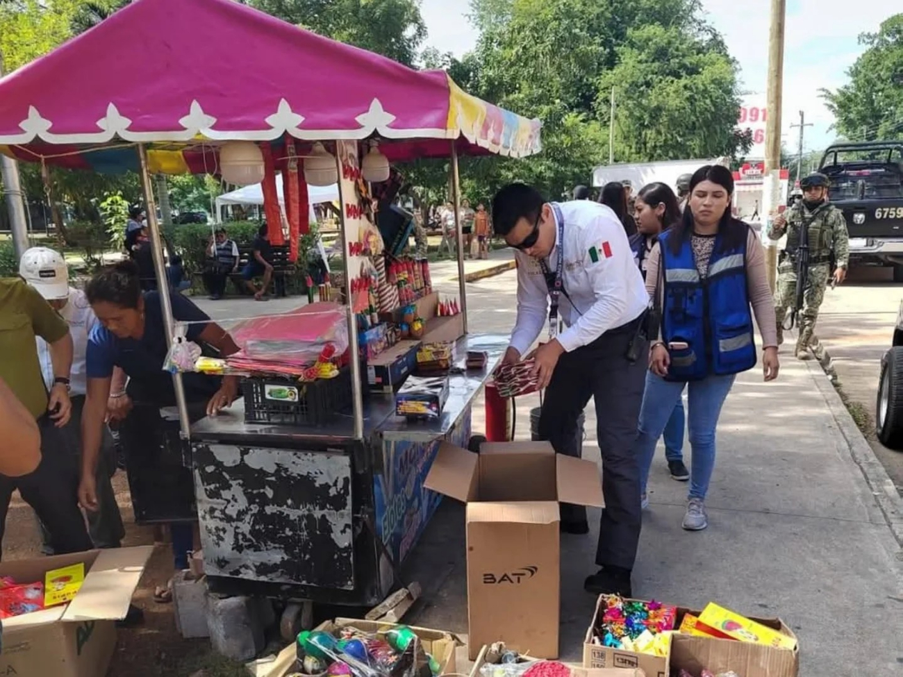 Decomisan 400 kg de pirotecnia  en Mérida