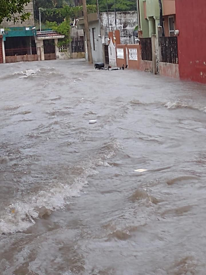 Construcción deficiente, inundaciones frecuentes y alta incidencia de delitos