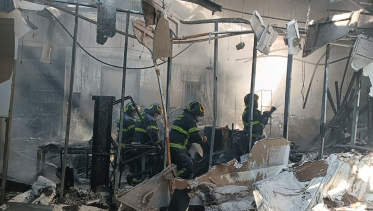 Incendio en bodega de plásticos en Benito Juárez: Bomberos y Protección Civil llegaron para combatir este  siniestro