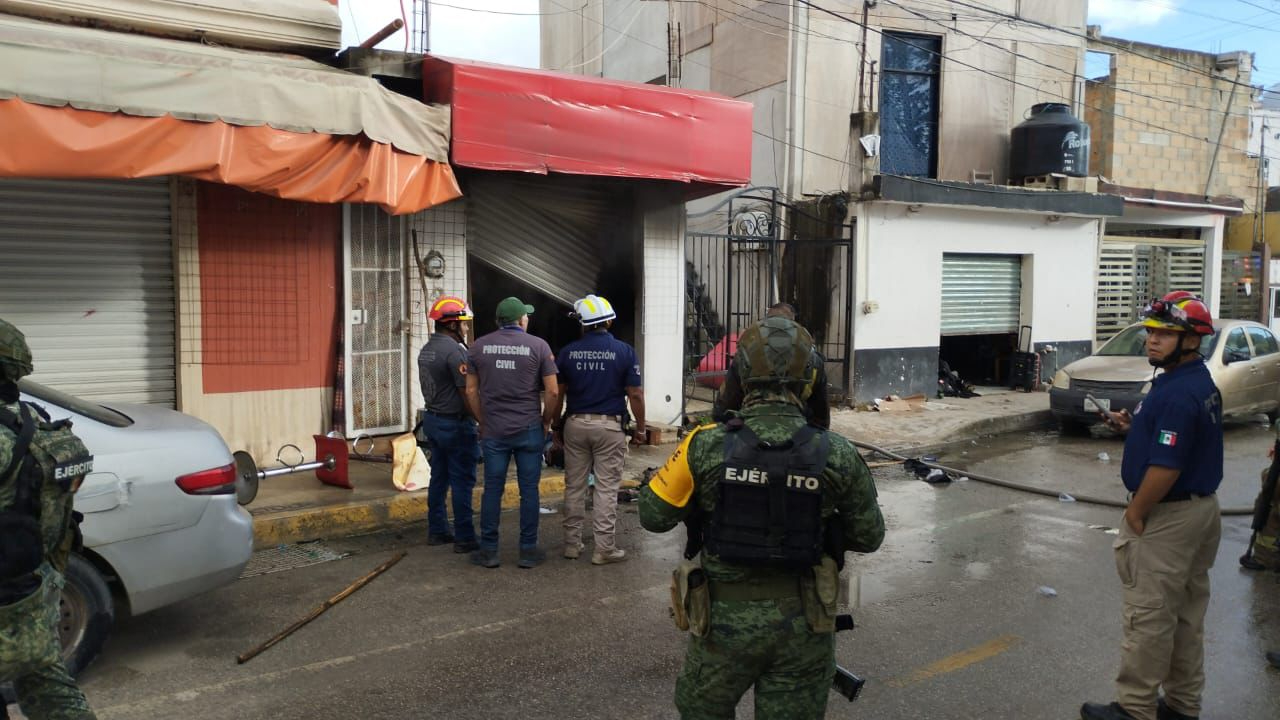 Durante las primeras horas del sábado, un incendio devastador destruyó una tienda de ropa y novedades en Tulum