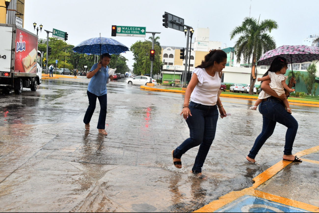 Una vaguada sobre la Península de Yucatán y el ingreso de humedad provocarán inestabilidad en el tiempo y probabilidad de lluvias