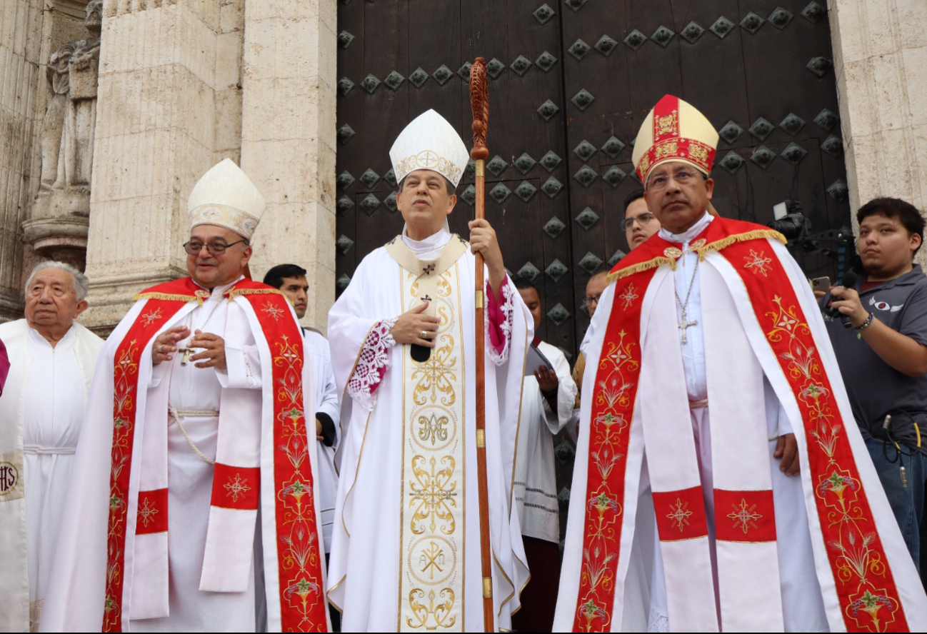 La imagen del Santo Cristo de las Ampollas encabezó la procesión