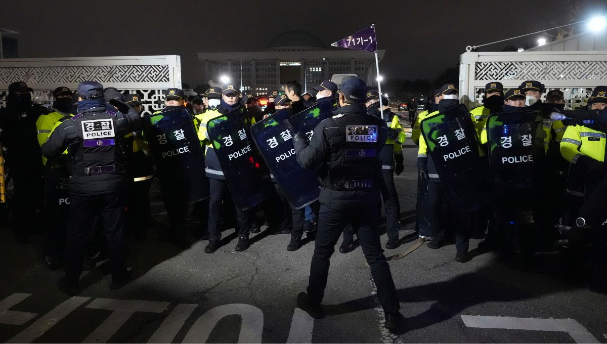 Embajada de México en Corea del Sur llama a la calma tras declaratoria de ley marcial