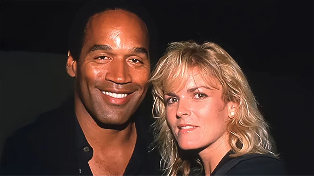 O.J. Simpson y su exesposa