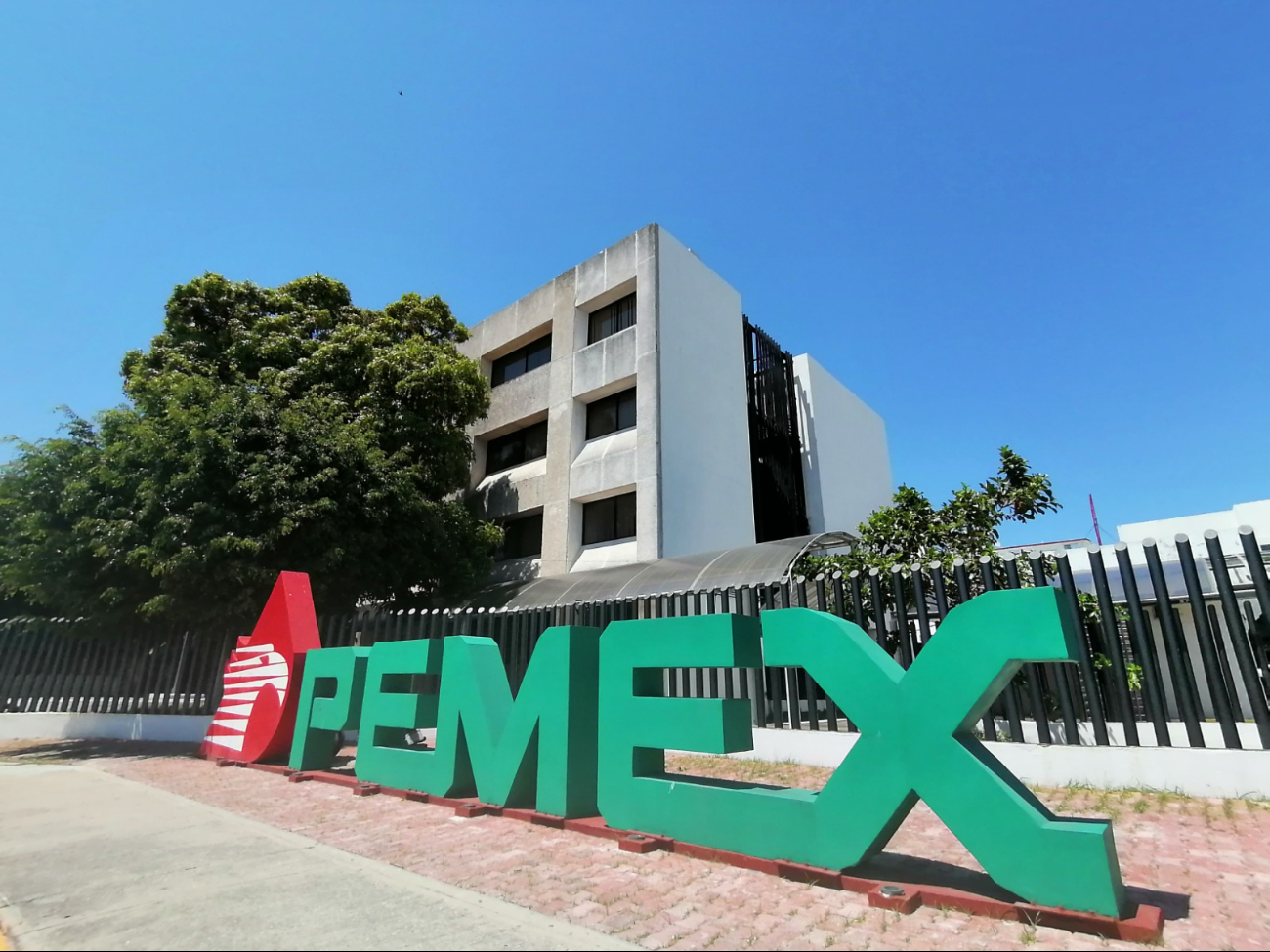 Carmelitas confían en el plan de rescate de Pemex liderado por Claudia Sheinbaum 