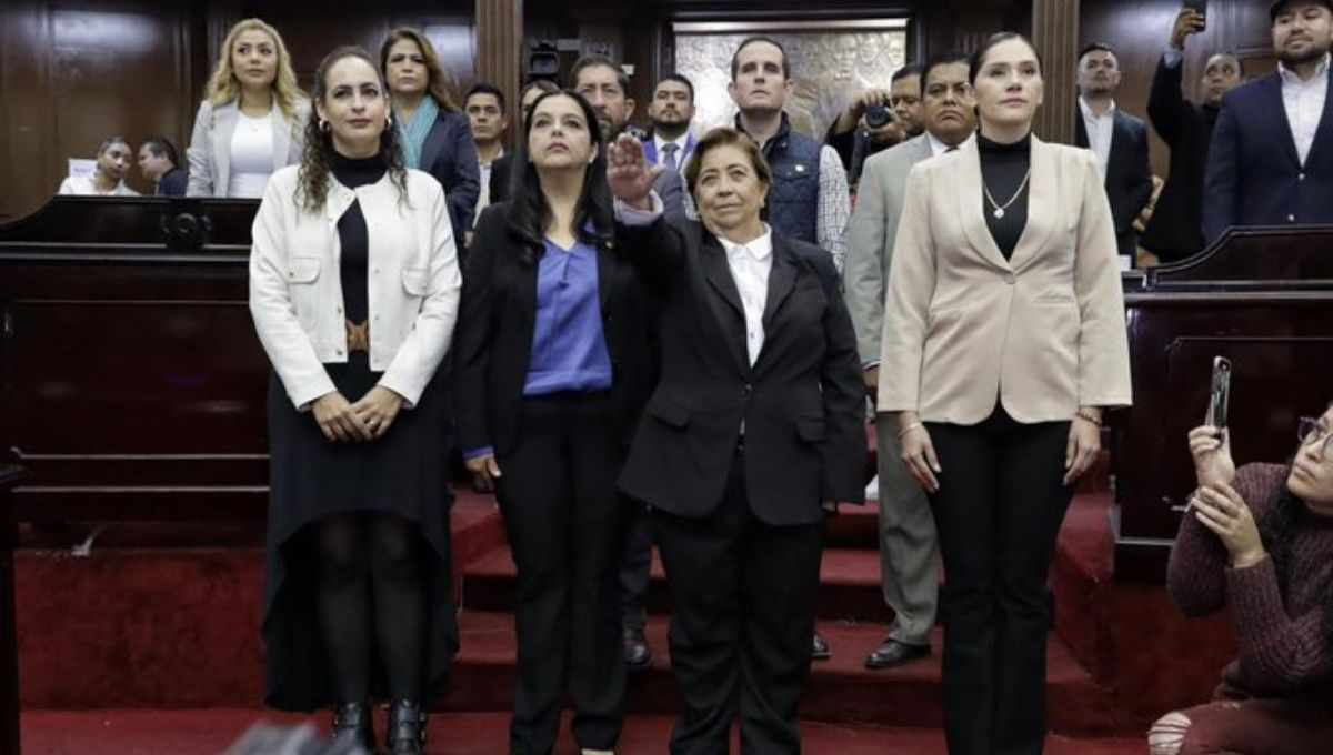 El Congreso de Michoacán le tomó protesta Blanca Ibarra Ochoa, como nueva alcaldesa de Cotija