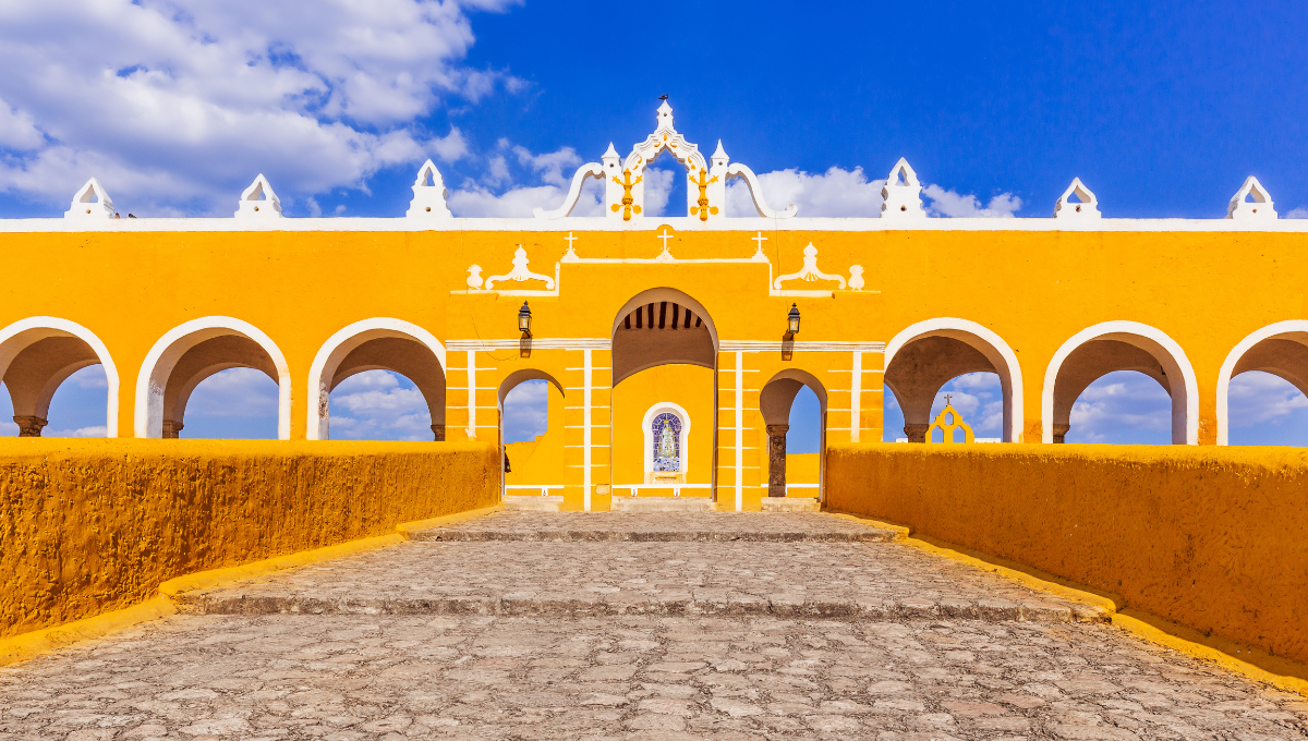 Izamal fue elevada a ciudad el 4 de diciembre de 1841, marcando un hito en su historia