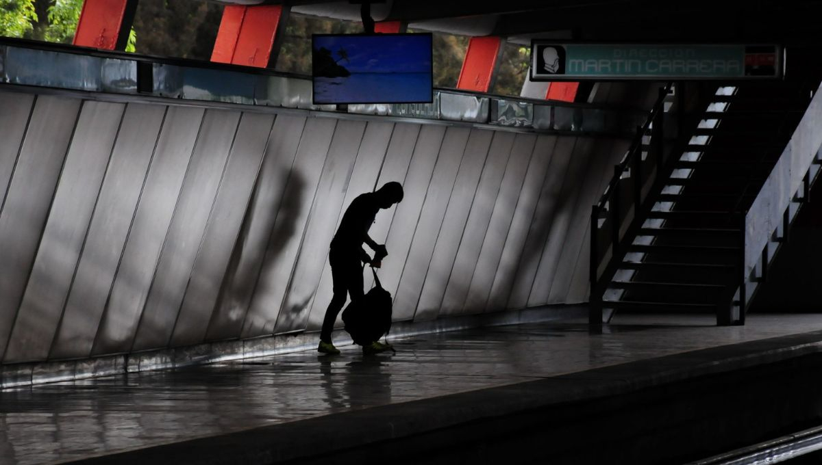 La mañana de este miércoles un hombre bajó a las vías en la estación Consulado del Metro de la CDMX