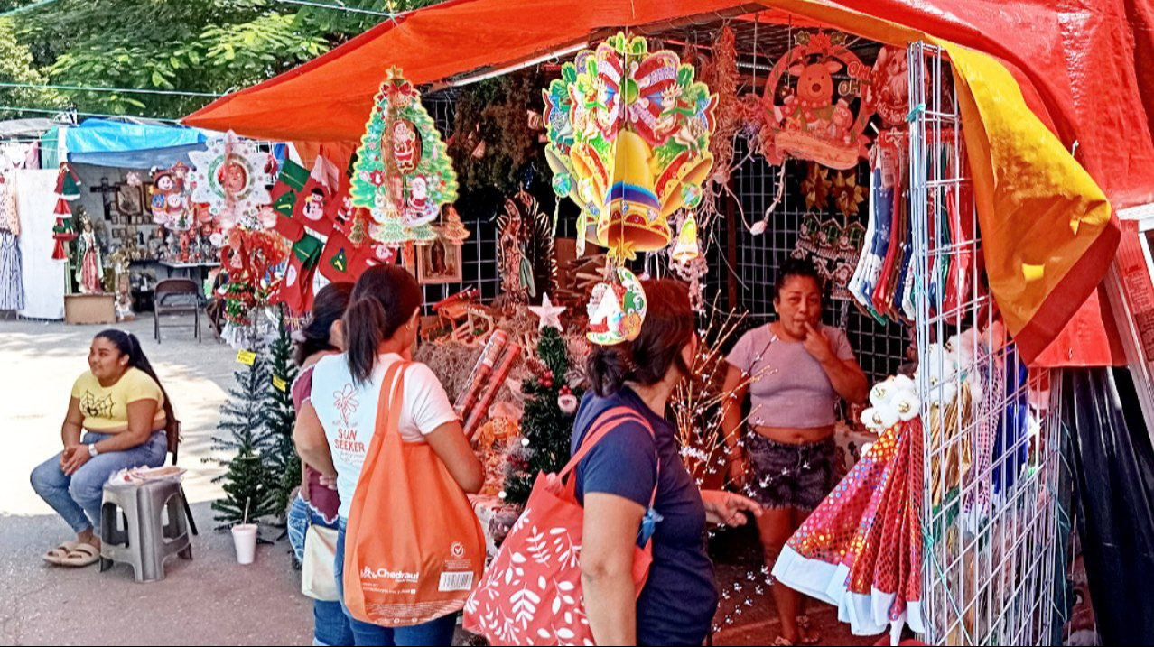 Mercado principal de Campeche listo para la temporada navideña