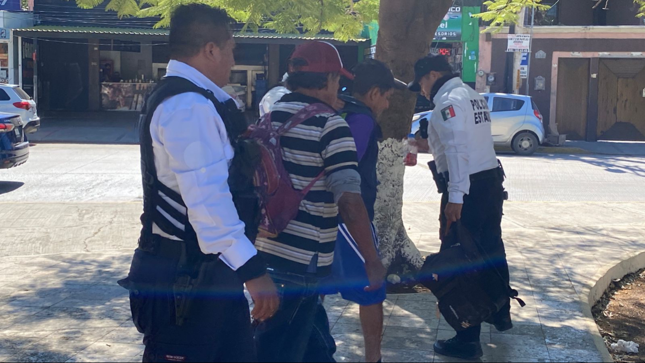 Detienen a hombres en Campeche por embriagarse en la vía pública