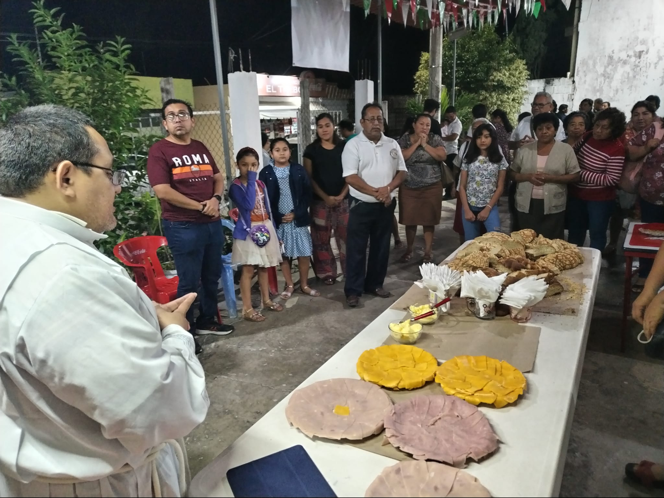 La tradición, aunque ha perdido fuerza con los años, sigue siendo celebrada por algunas familias y marca el inicio de las festividades decembrinas