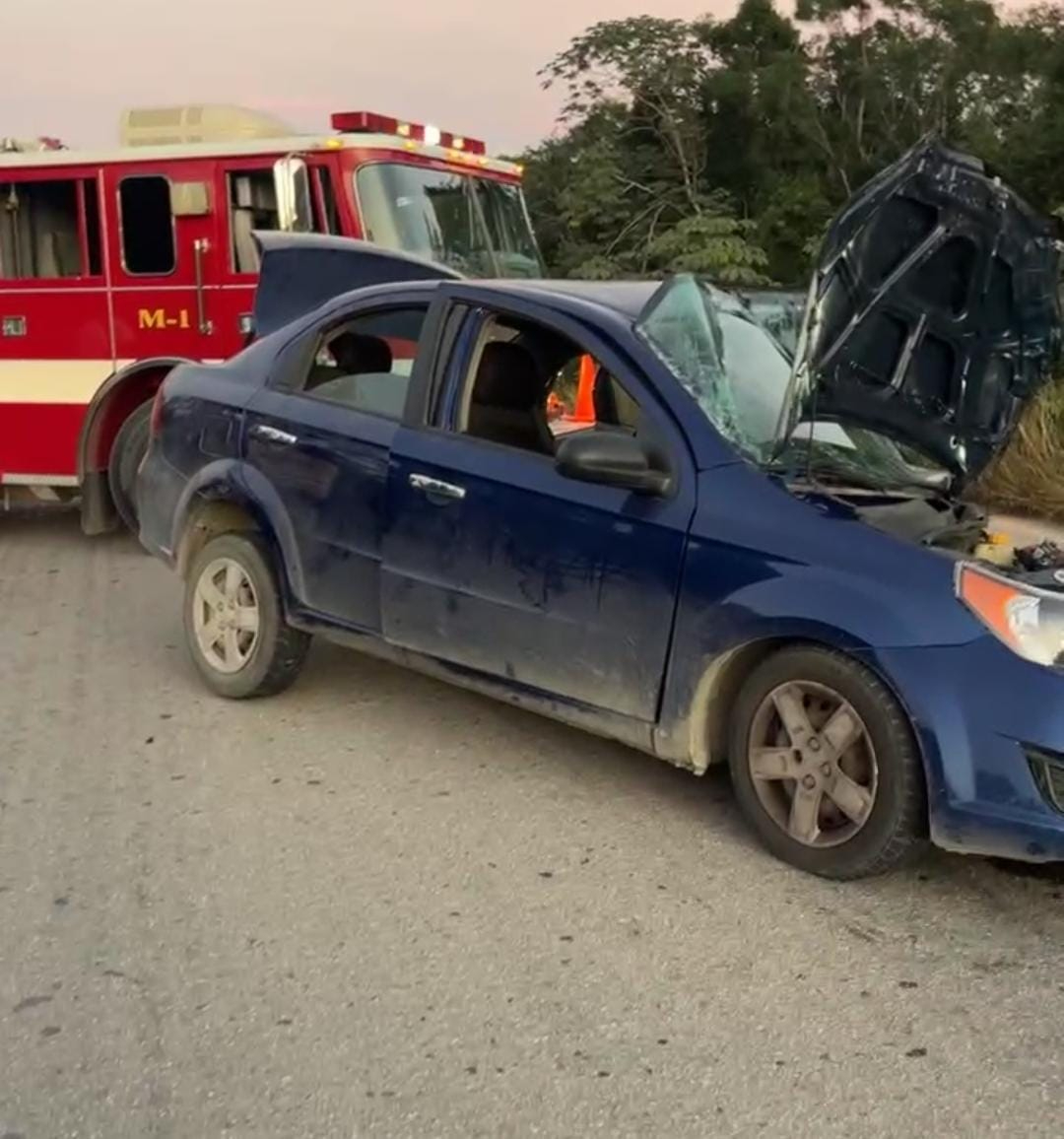 Fuerte accidente en la carretera 307 deja dos heridos y dos vehículos en pérdida total 