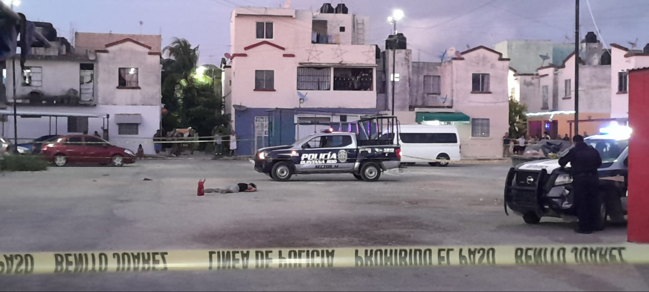 En Cancún, hombre es asesinado frente a sus hijos.