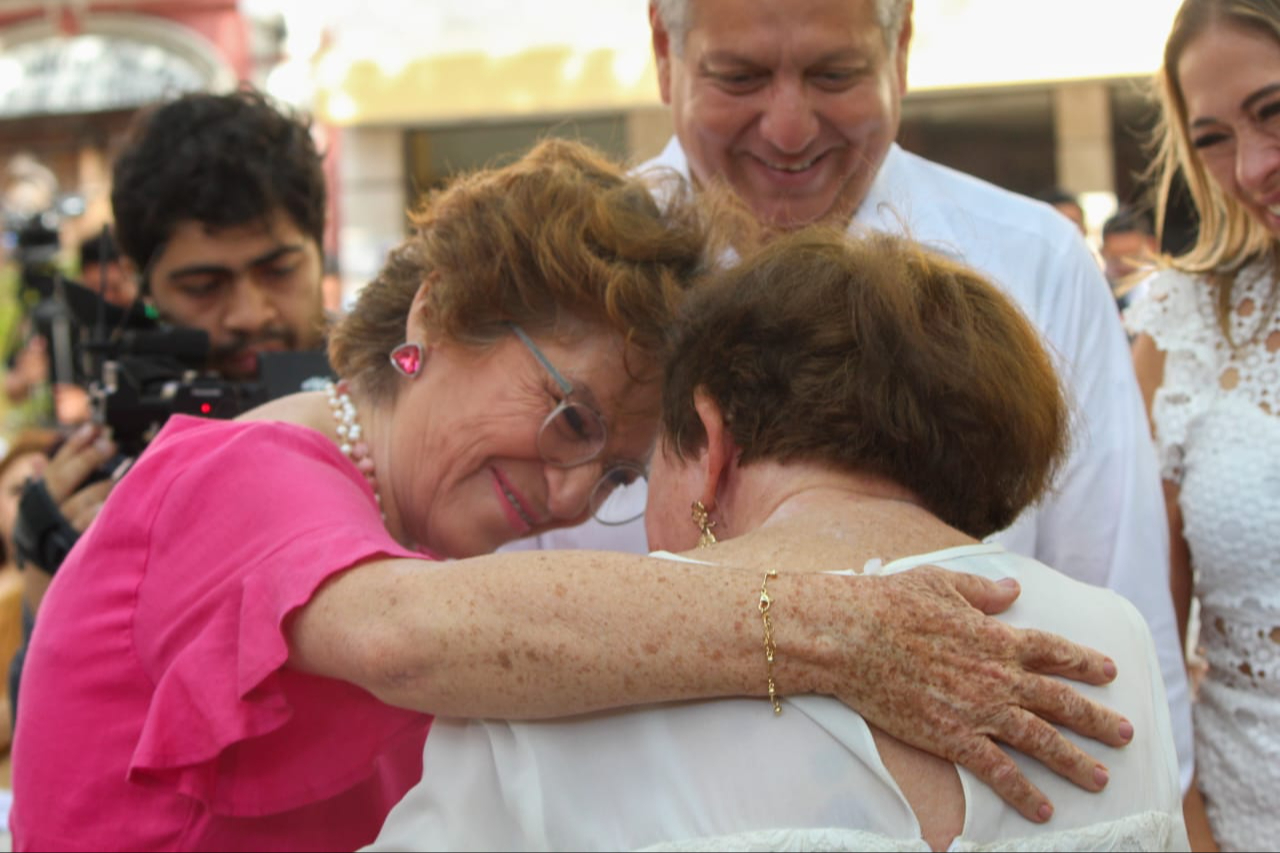 La gobernadora interina María Fritz reconoció la labor de las madres yucatecas