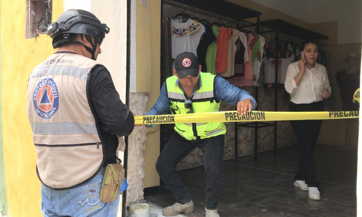 Tienda de ropa se incendia en el Centro Histórico  de Campeche