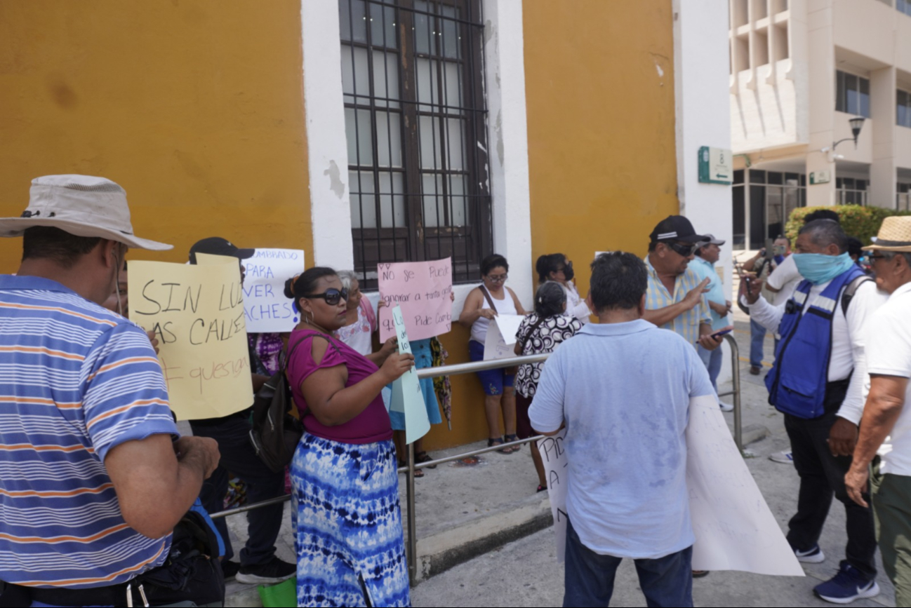 Denunciaron que no cuentan con alumbrado público