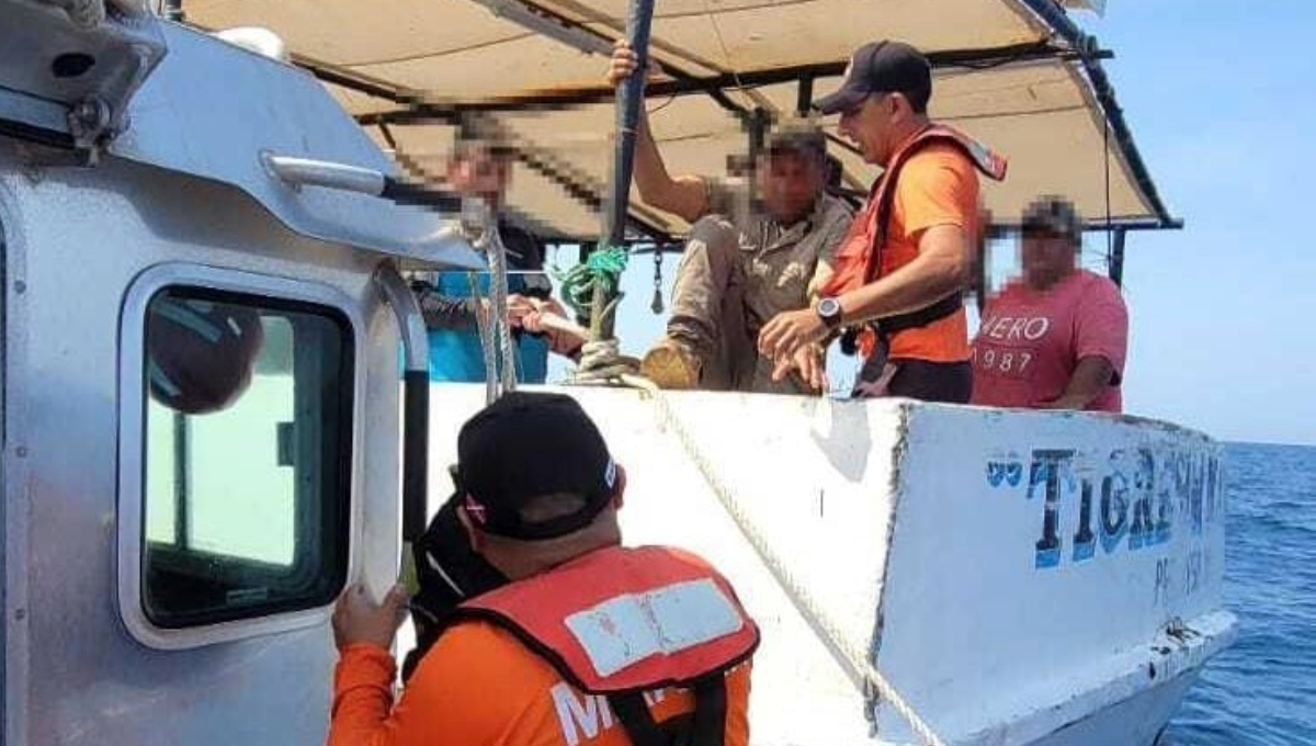 Los cubanos fueron rescatados por una a embarcación pesquera llamada “Tigre III, para luego ser llevados a Progreso