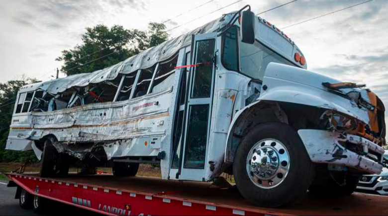 En un principio se manejó que eran 55 las víctimas del accidente, pero se aclaró que fueron 44