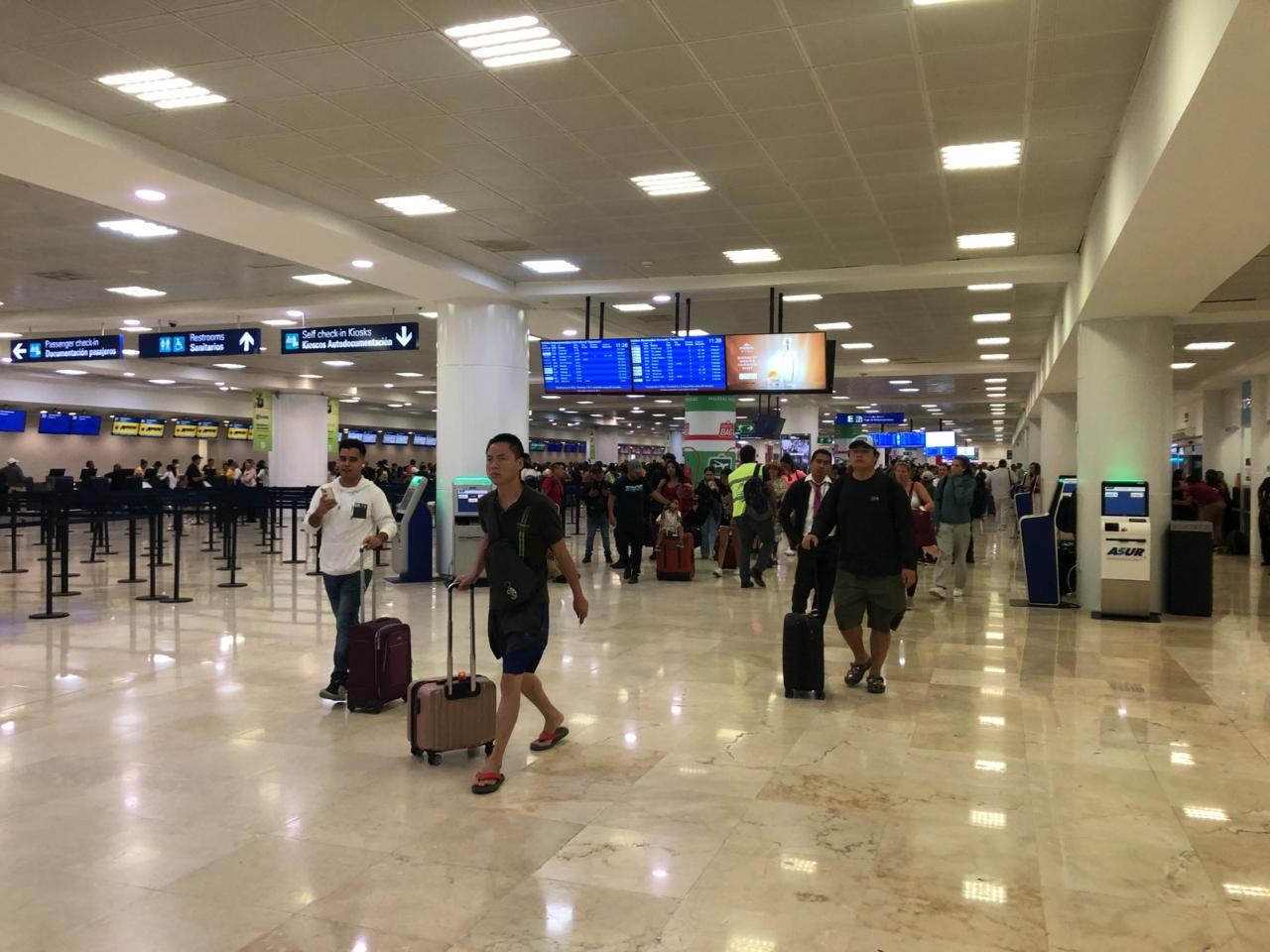 La movilidad de pasajeros se mantiene en el aeropuerto de Cancún