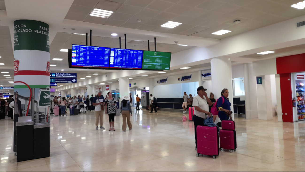 Con 474 operaciones inició la semana el aeropuerto de Cancún